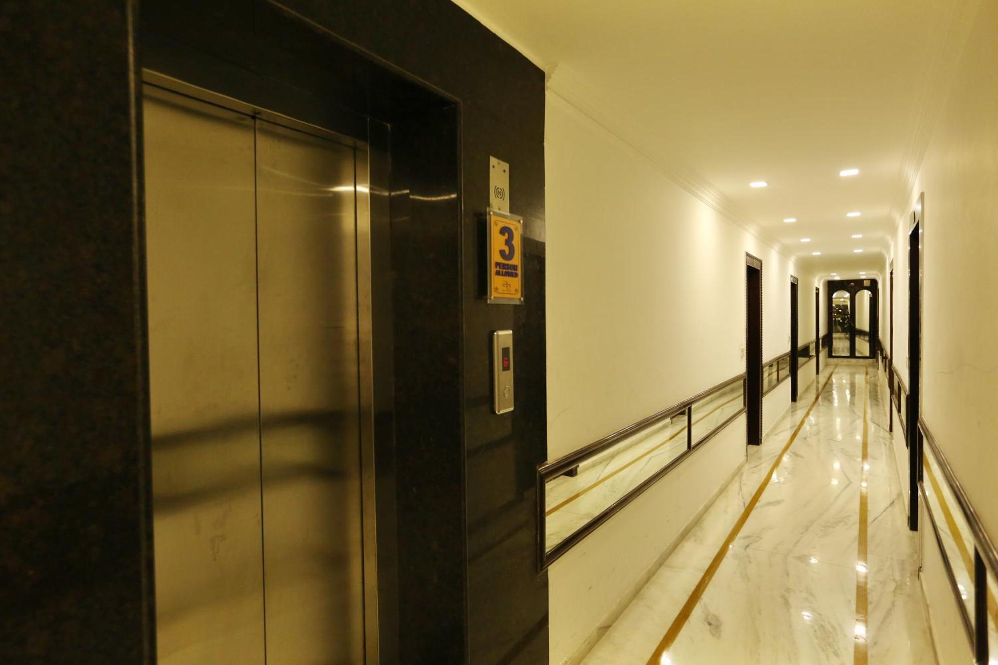 Hotel Aero Star By Star Group New Delhi Eksteriør bilde